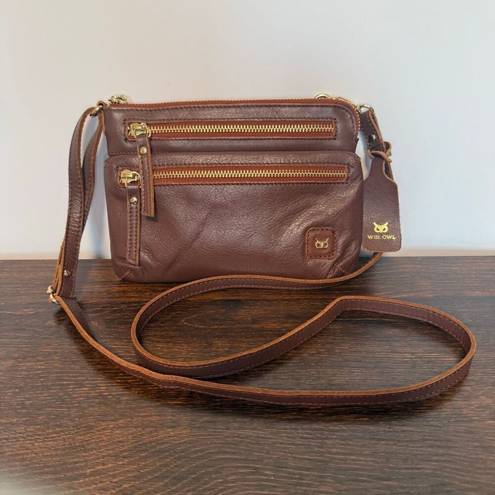 Wise Owl Women’s crossbody brown leather purse 8.5x6”